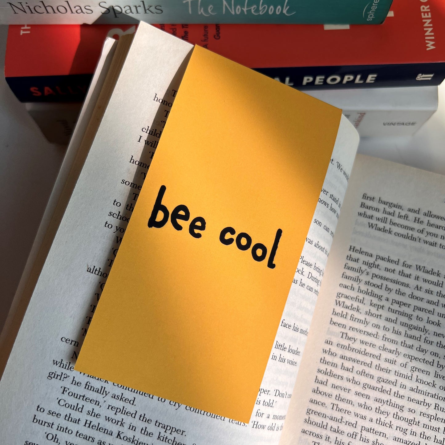Bee Cool - Magnetic Bookmark