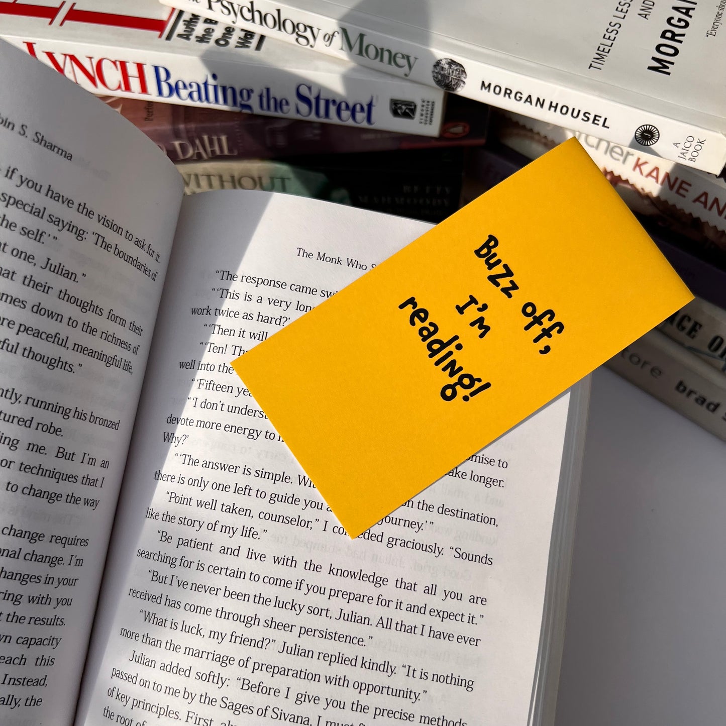 BuZz off, I'm reading - Magnetic Bookmark